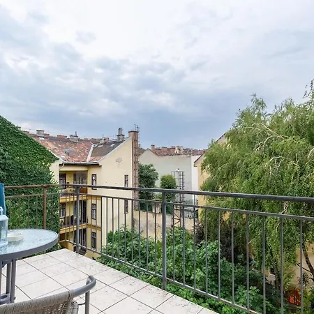 Er14 Erkel Utca 14 A - Lovely With Terrace Appartement